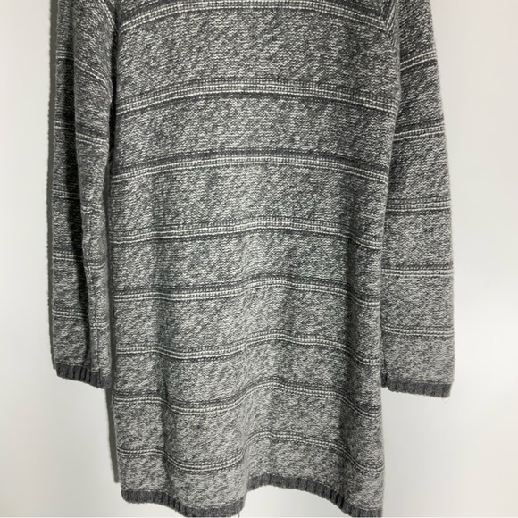Maryline Italian Made Wool Blend Grey & White Tunic Length Button-Up Sweater LG - Picture 13 of 16